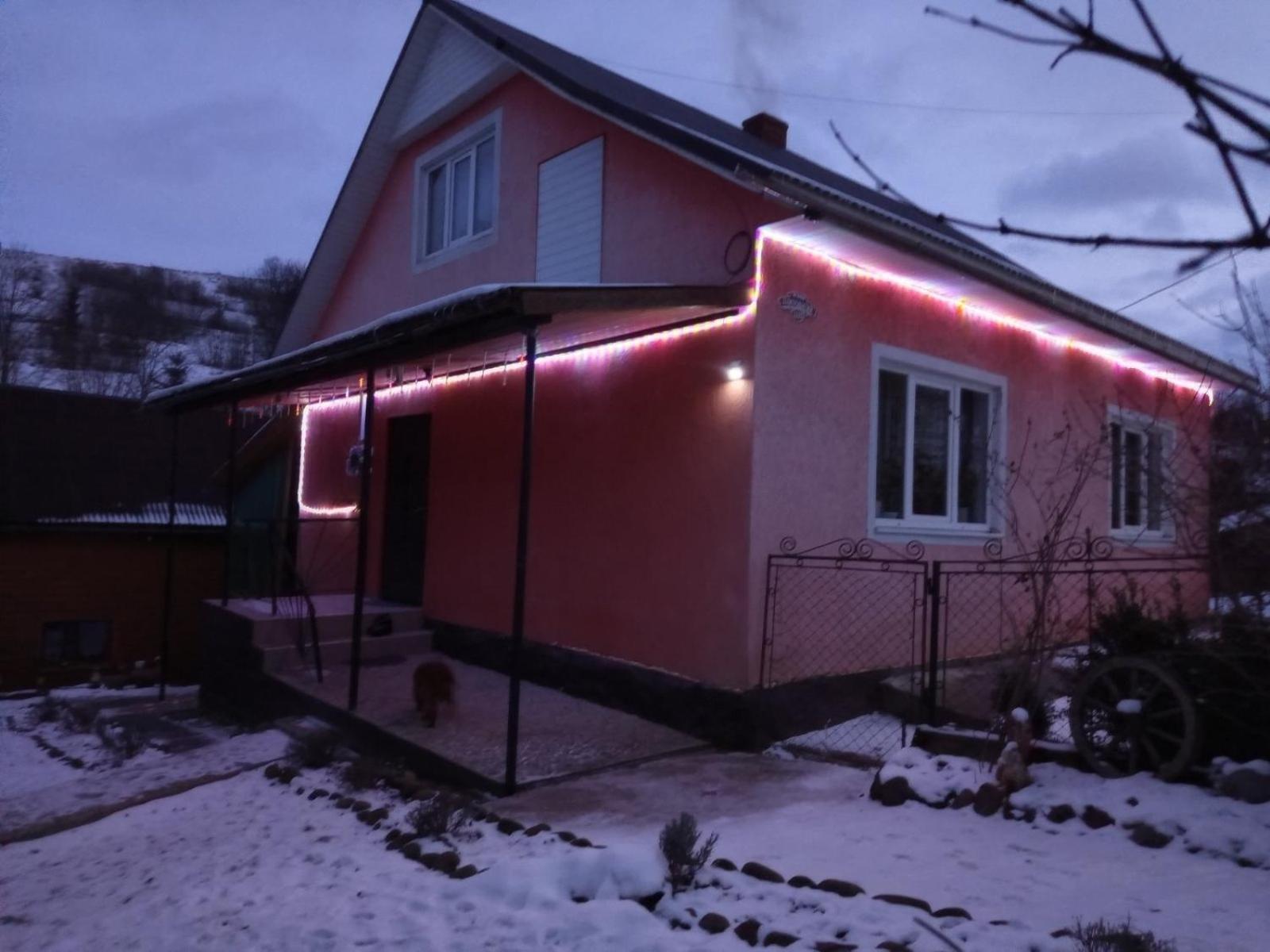 Hotel Gostynnyi Dvir U Marichky à Lazeshchyna Extérieur photo